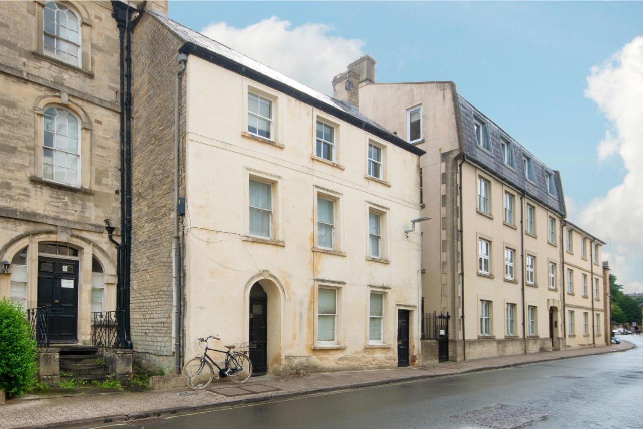 The Courtyard Cirencester Eksteriør billede